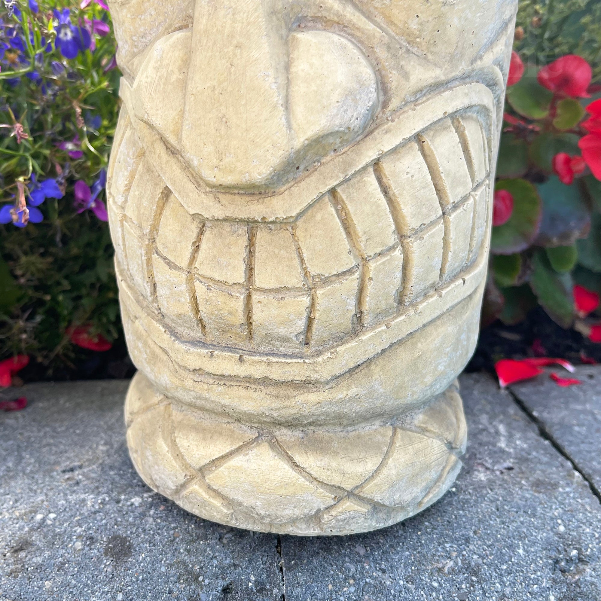 Nature stone totem pole selling