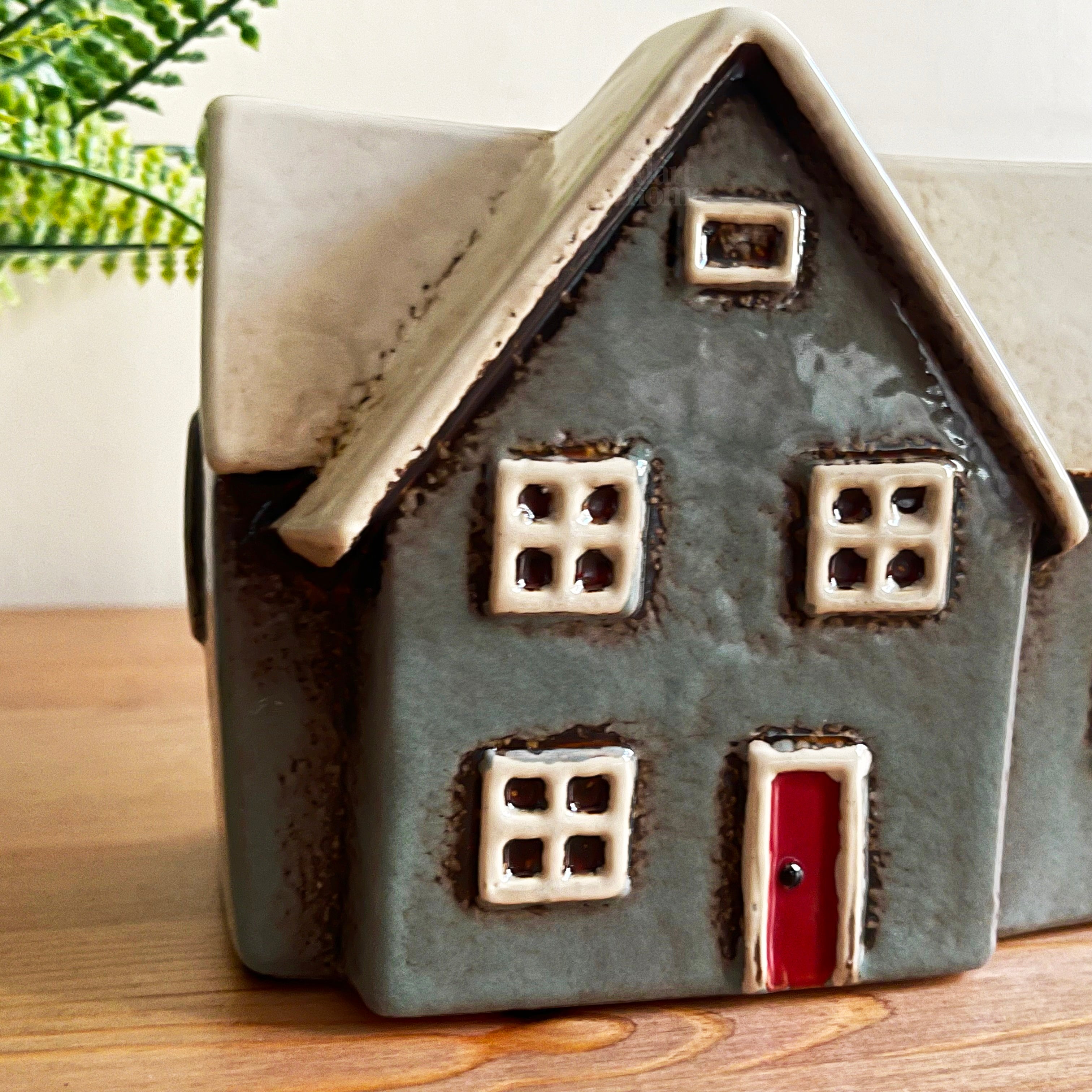 Ceramic Grey Cottage House Plant Pot