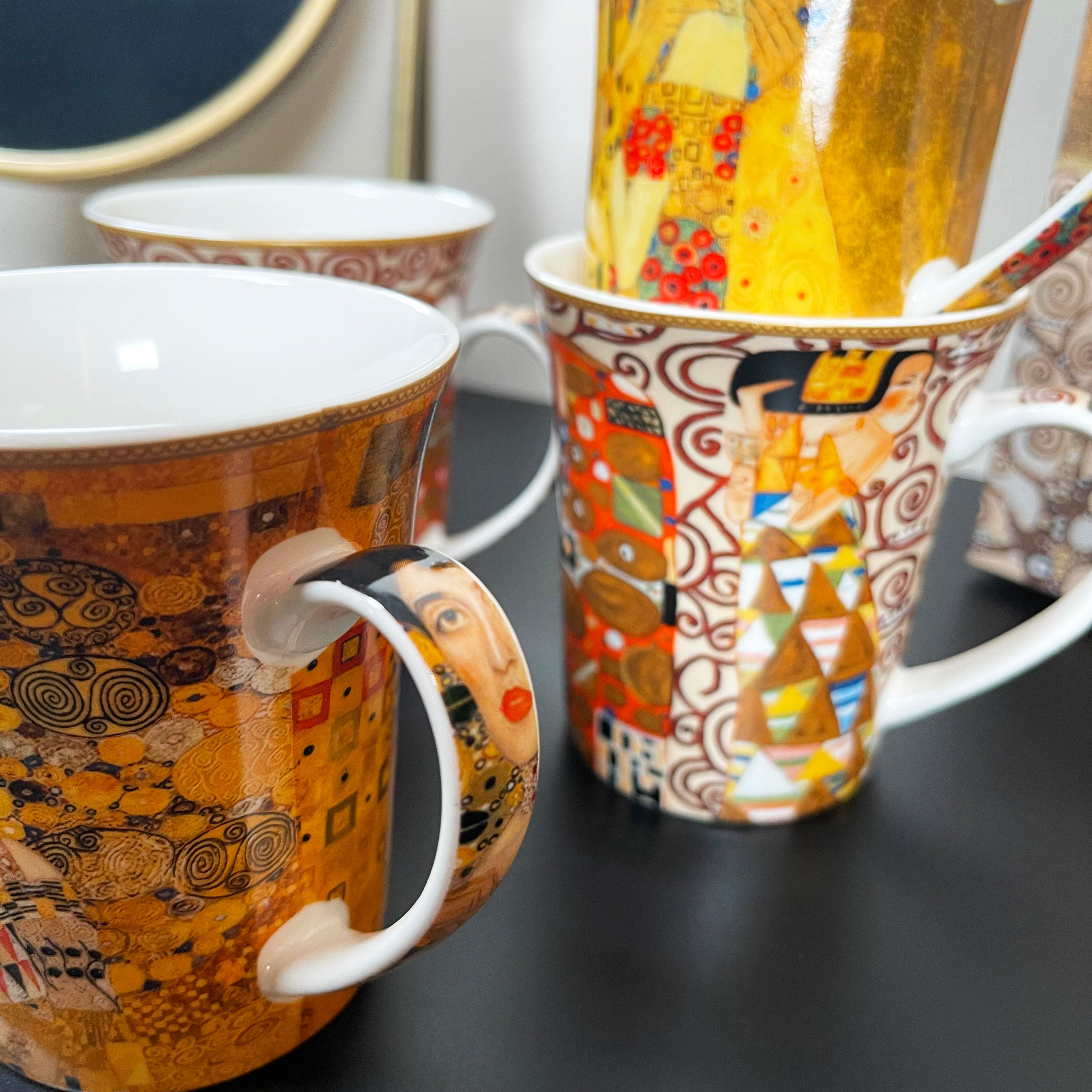 Set mit 4 Tassen aus feinem Porzellan, Gustav Klimt-Kunst, in Geschenkbox