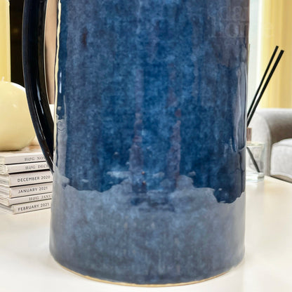 Blaue Blumenkrugvase aus Steingut