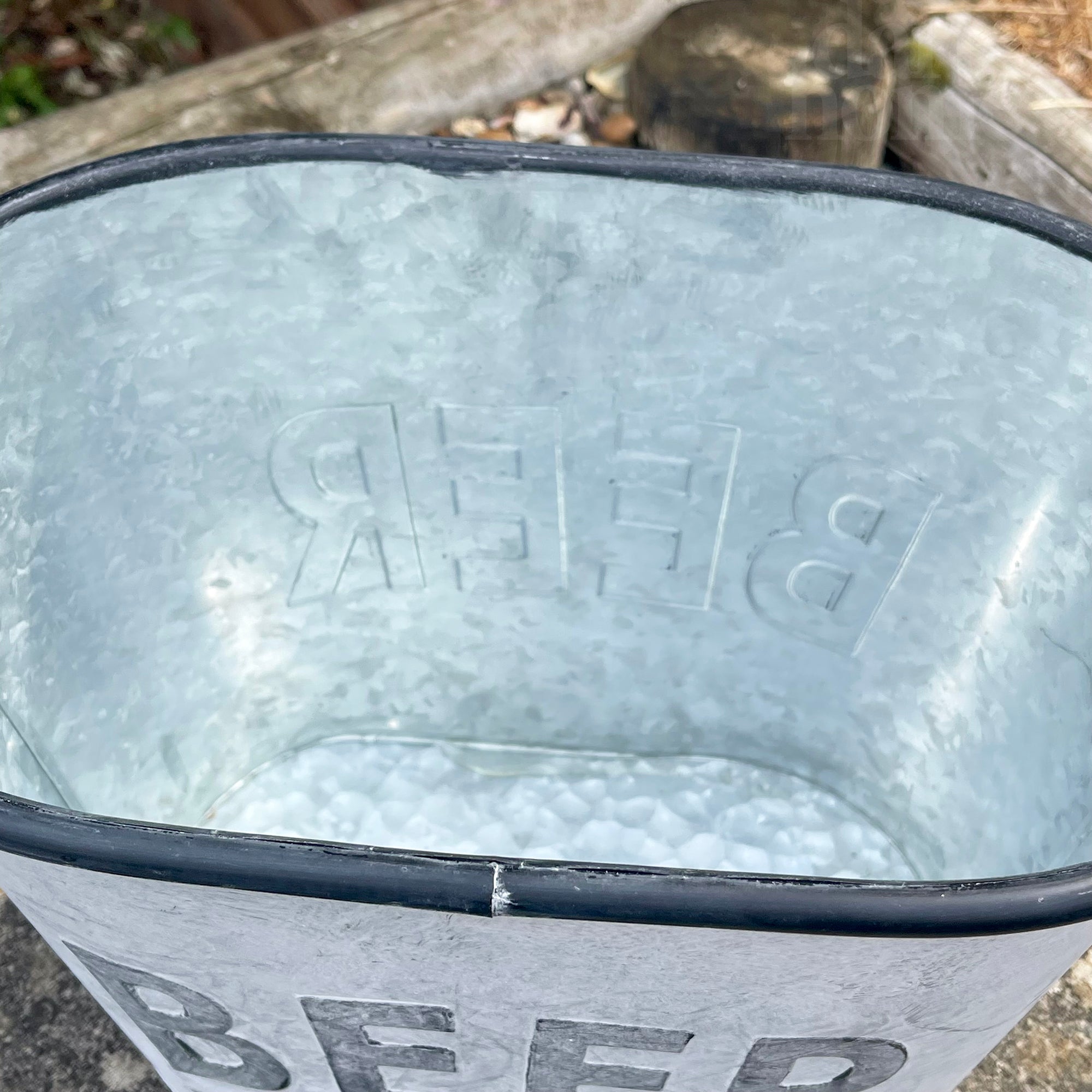 Verzinkter Bierkübel