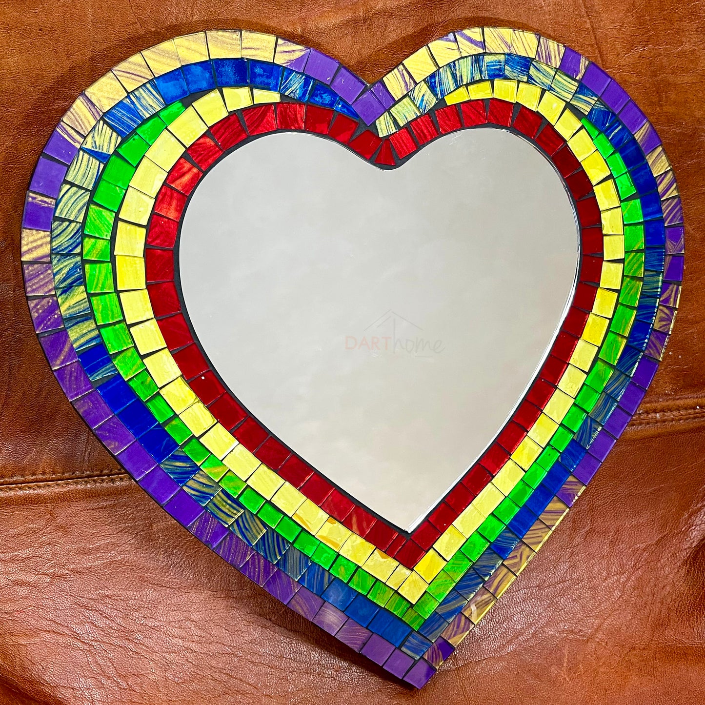 Regenbogen-Mosaik-Liebesherz-Wandspiegel