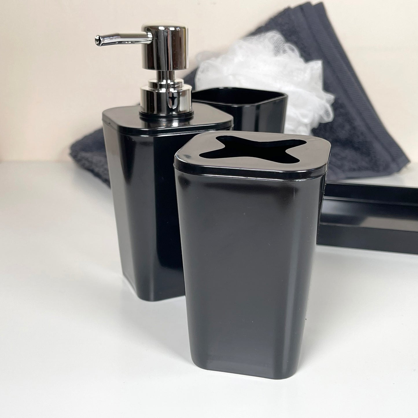 4pc Glossy Black Bathroom Accessory Set