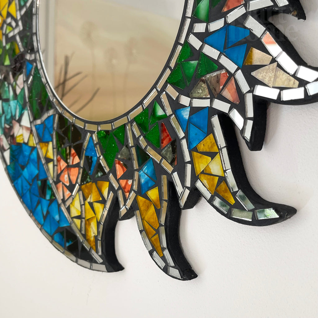 Mosaikspiegel mit Sonne und Mond