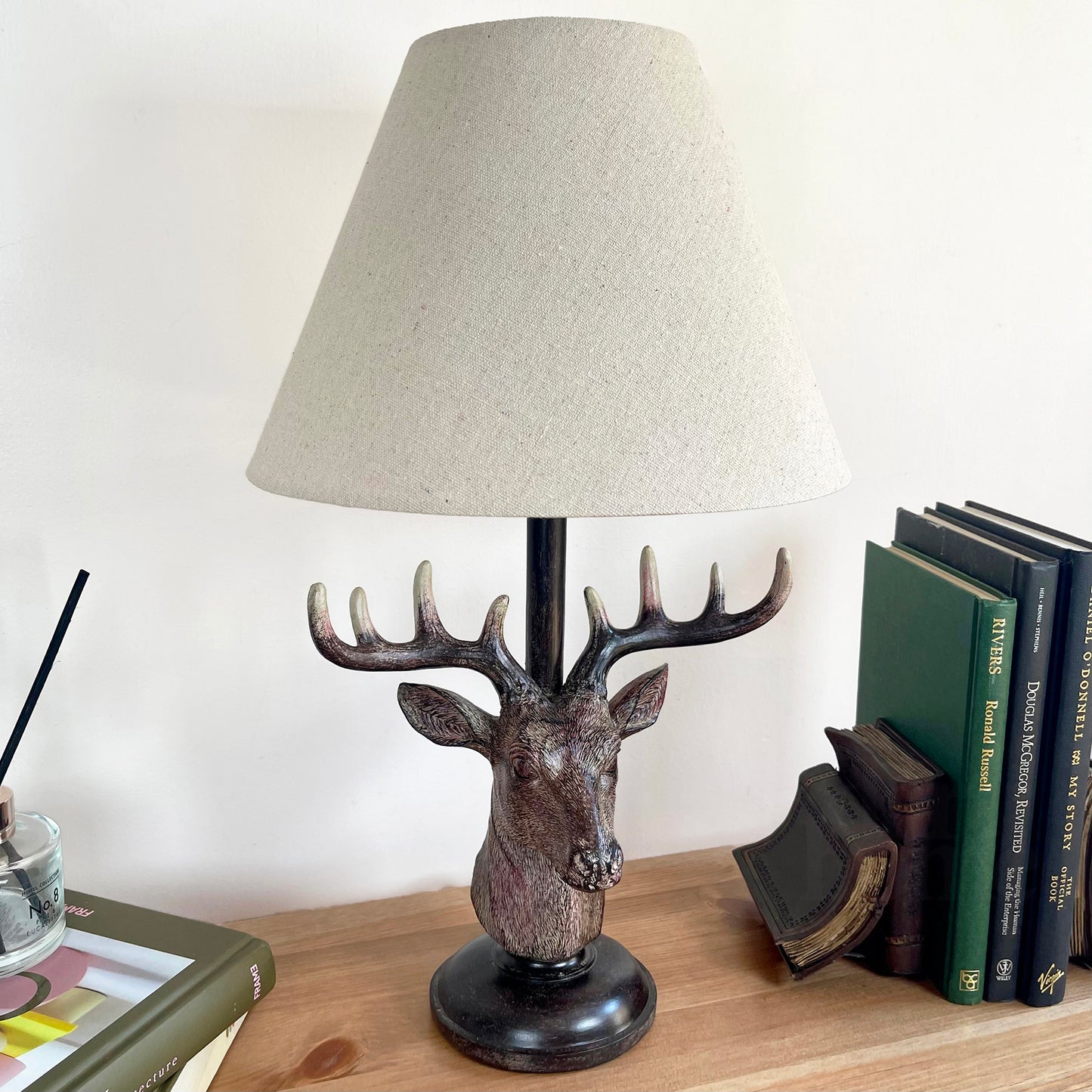 Stags Head Table Lamp