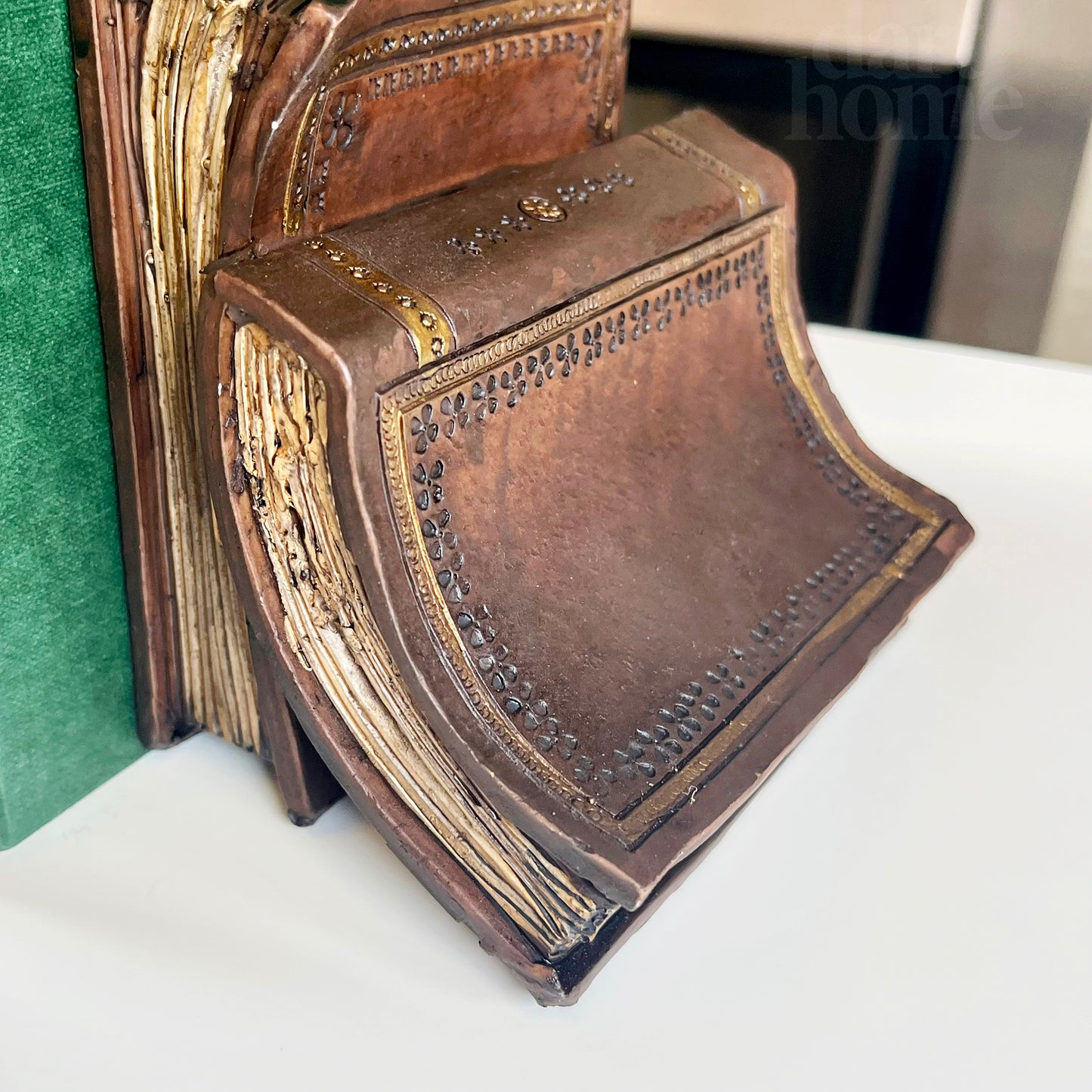 Pair Of Old Books Bookend Set