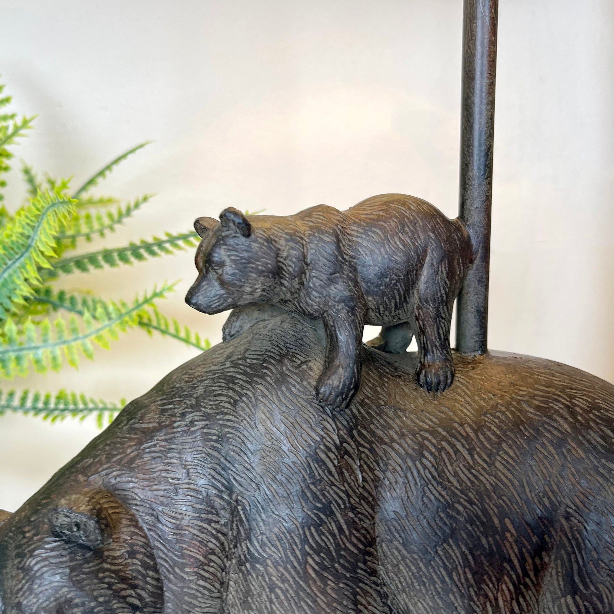 Black Bear Family Lamp