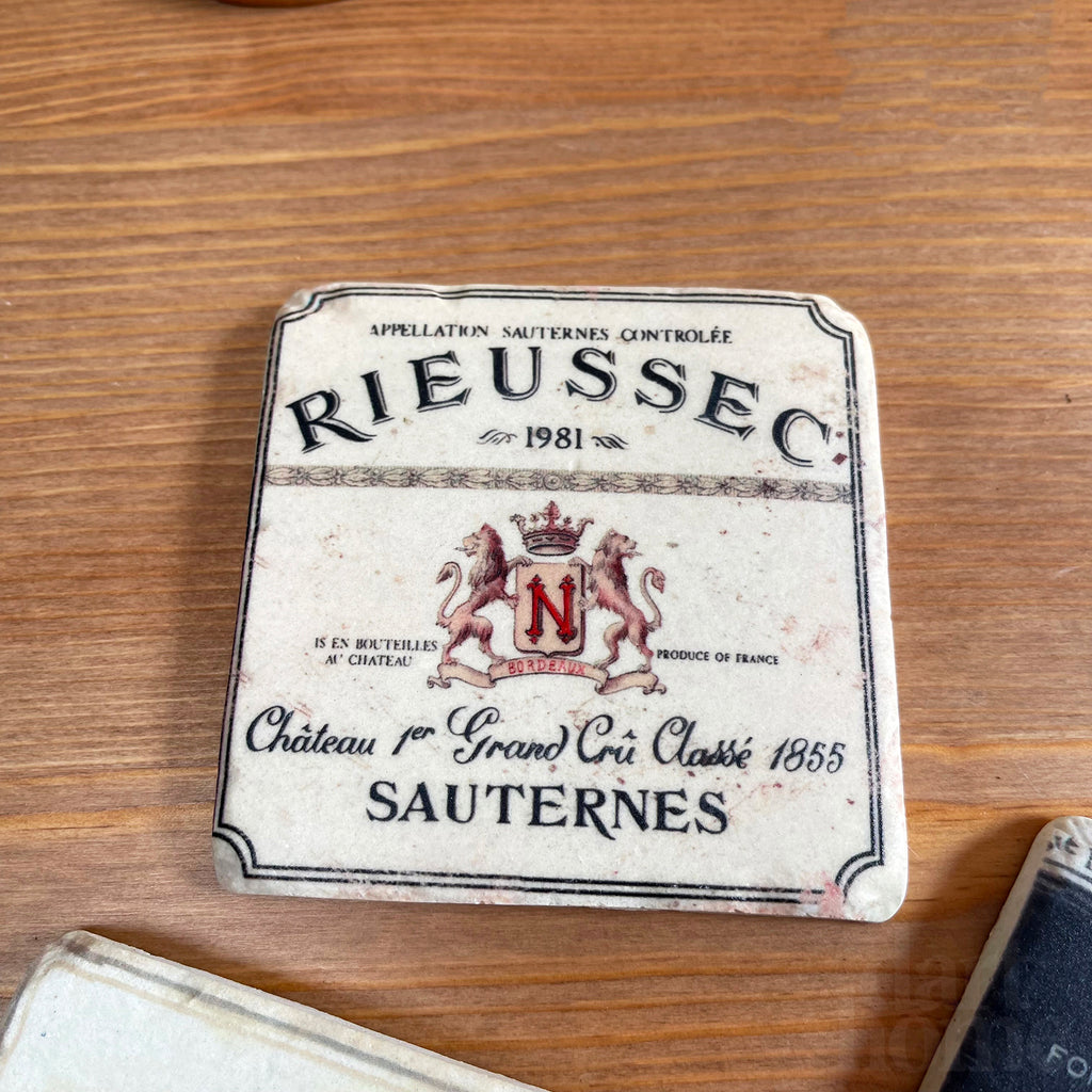 Set mit 4 Weinetiketten-Keramikuntersetzern