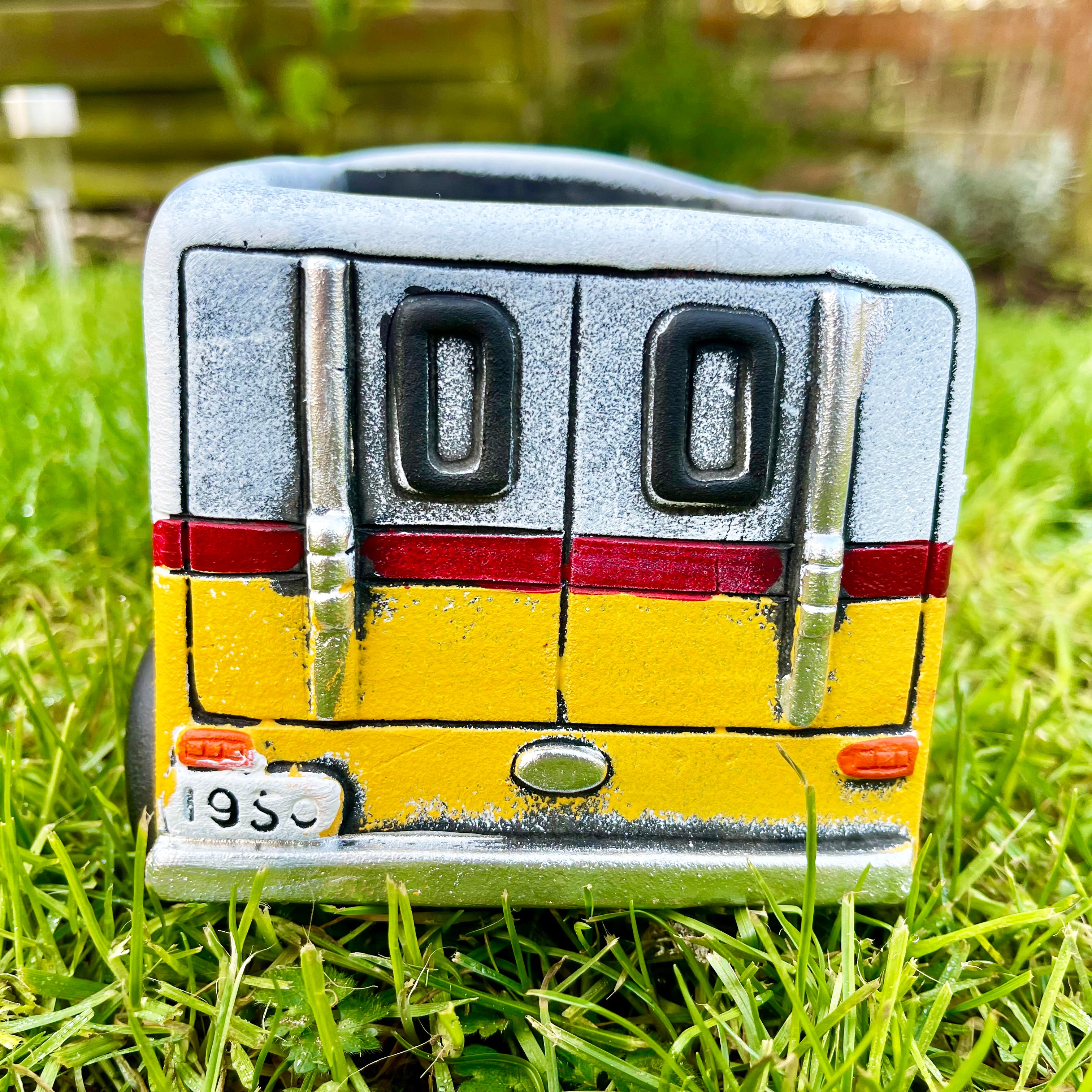 Zement-Lieferwagen-Pflanzer