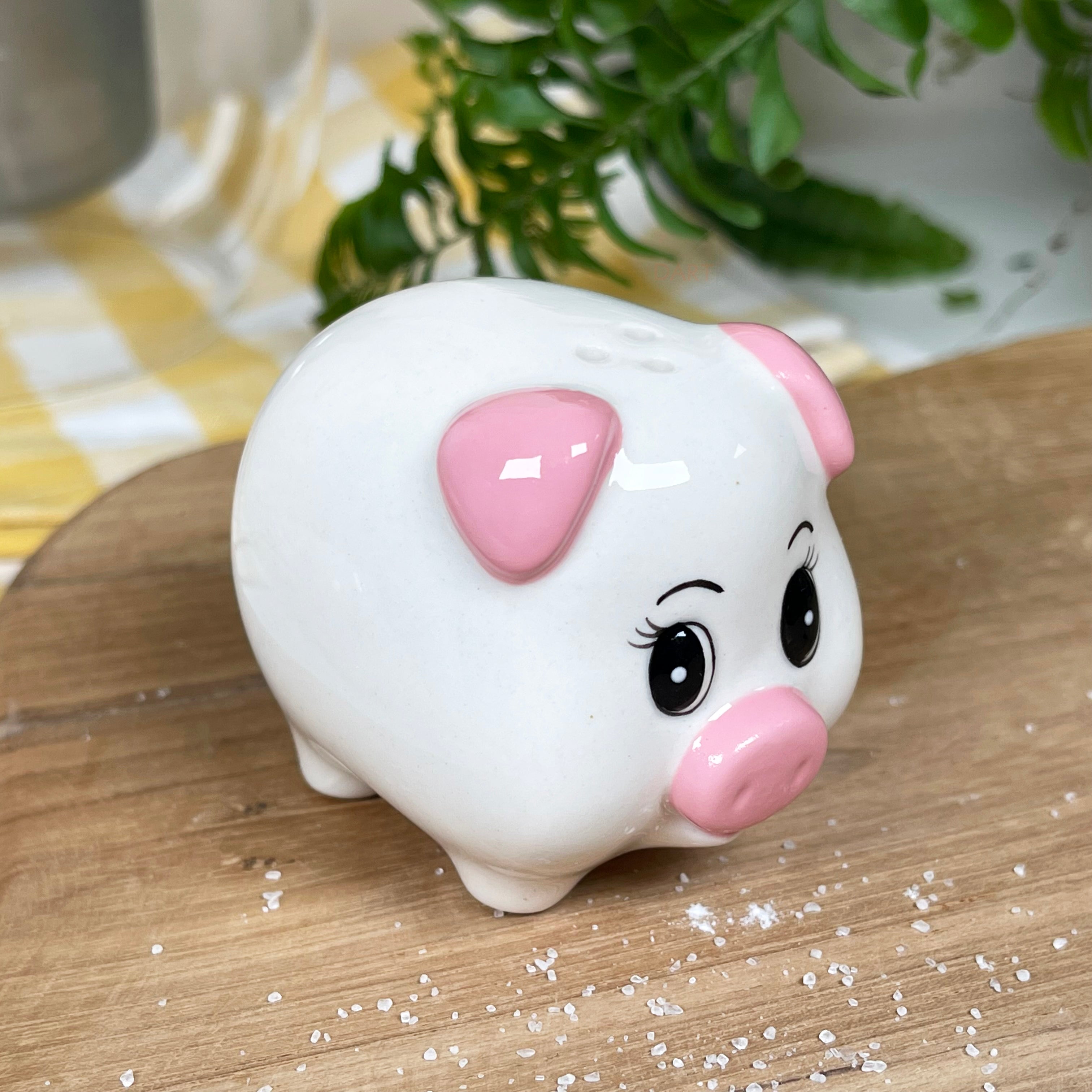 Ceramic White Pig Novelty Salt And Pepper Shakers Set