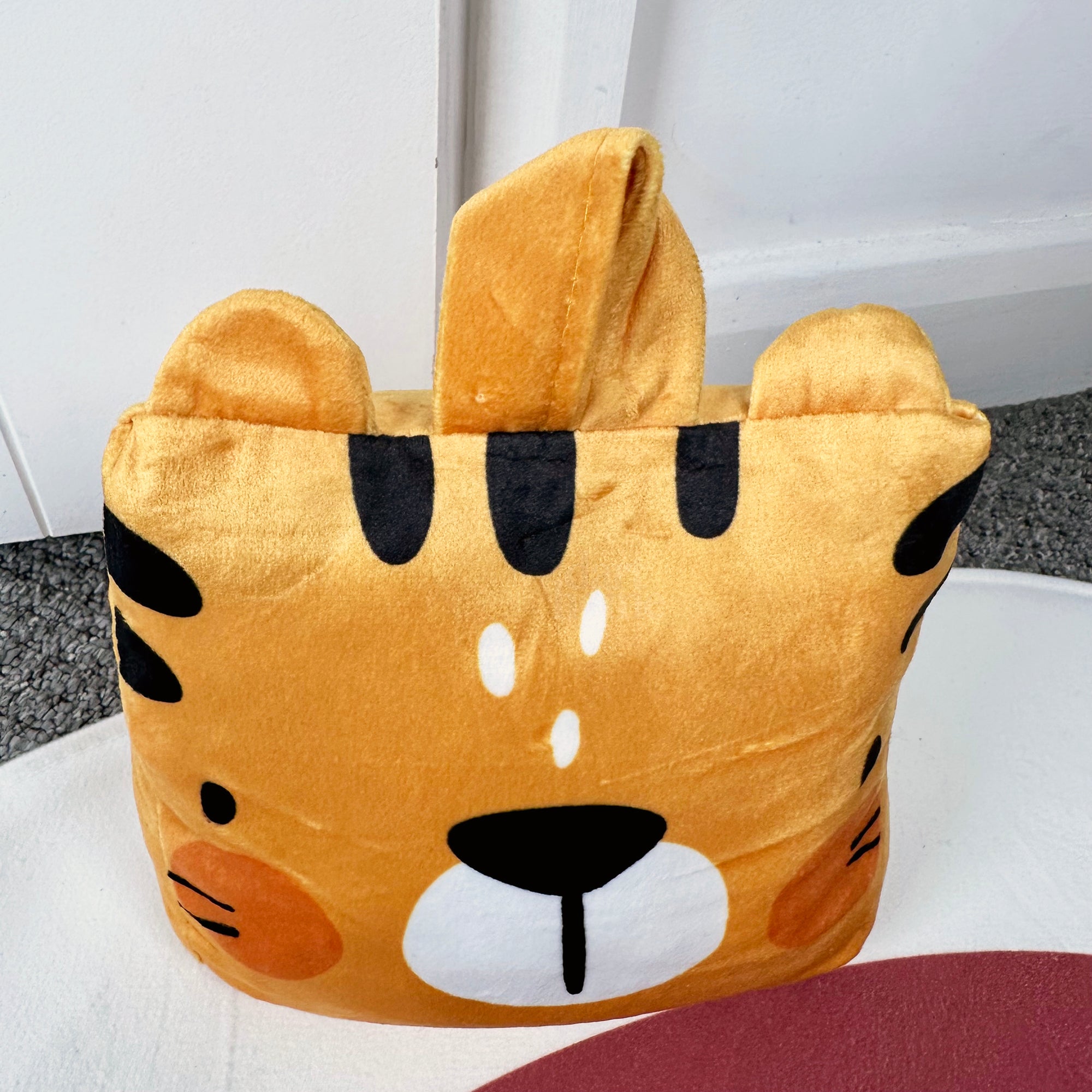 Plush Tiger Head Door Stop