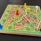 Retro-Snakes &amp; Ladders-Klassiker für Kinder