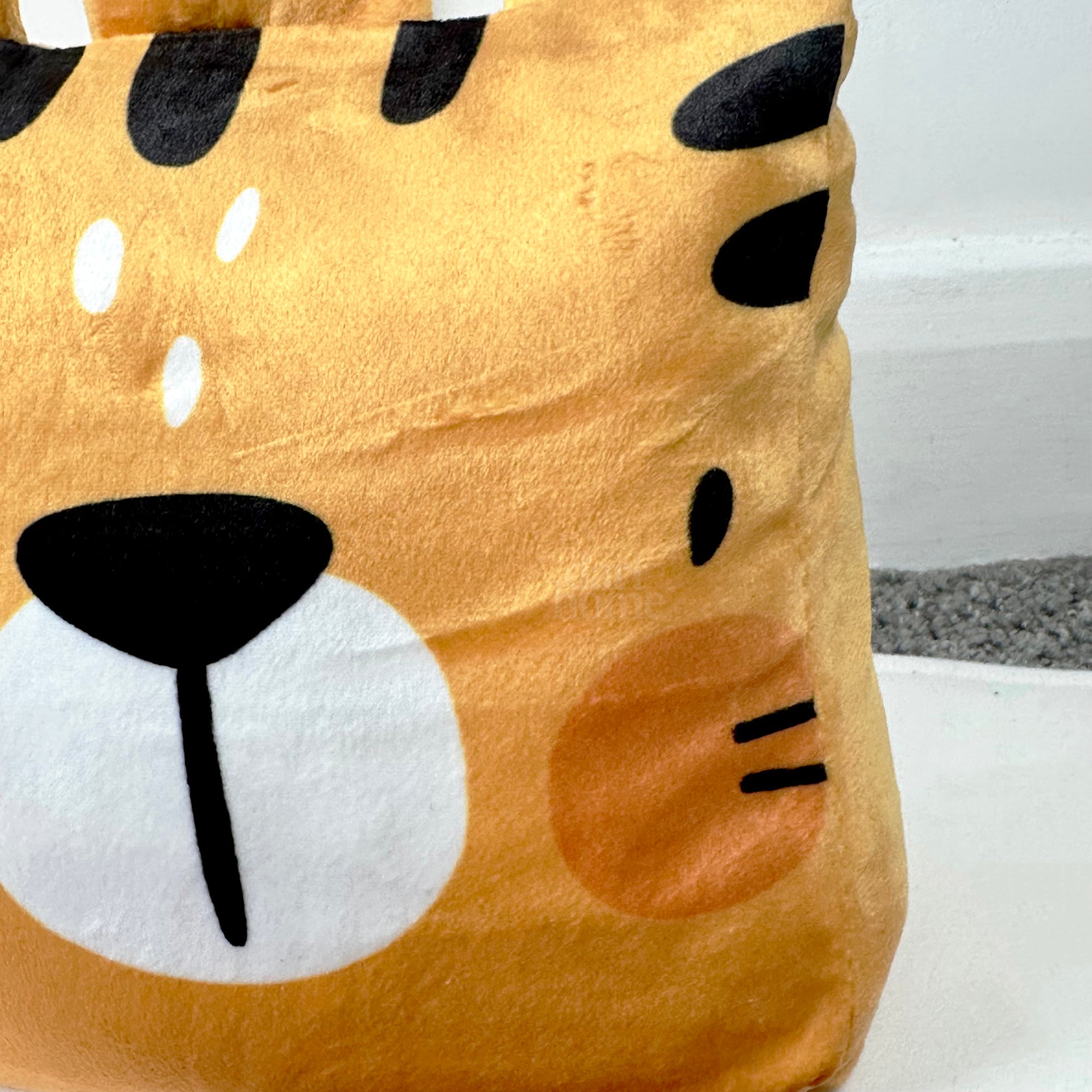 Plush Tiger Head Door Stop
