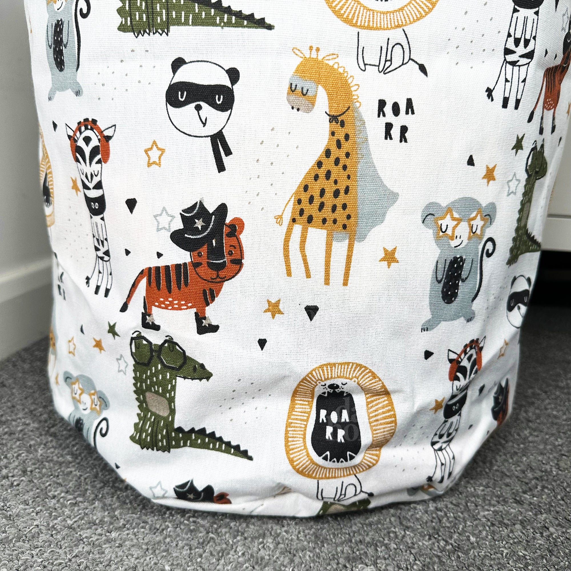 White Cartoon Animal Laundry Bag