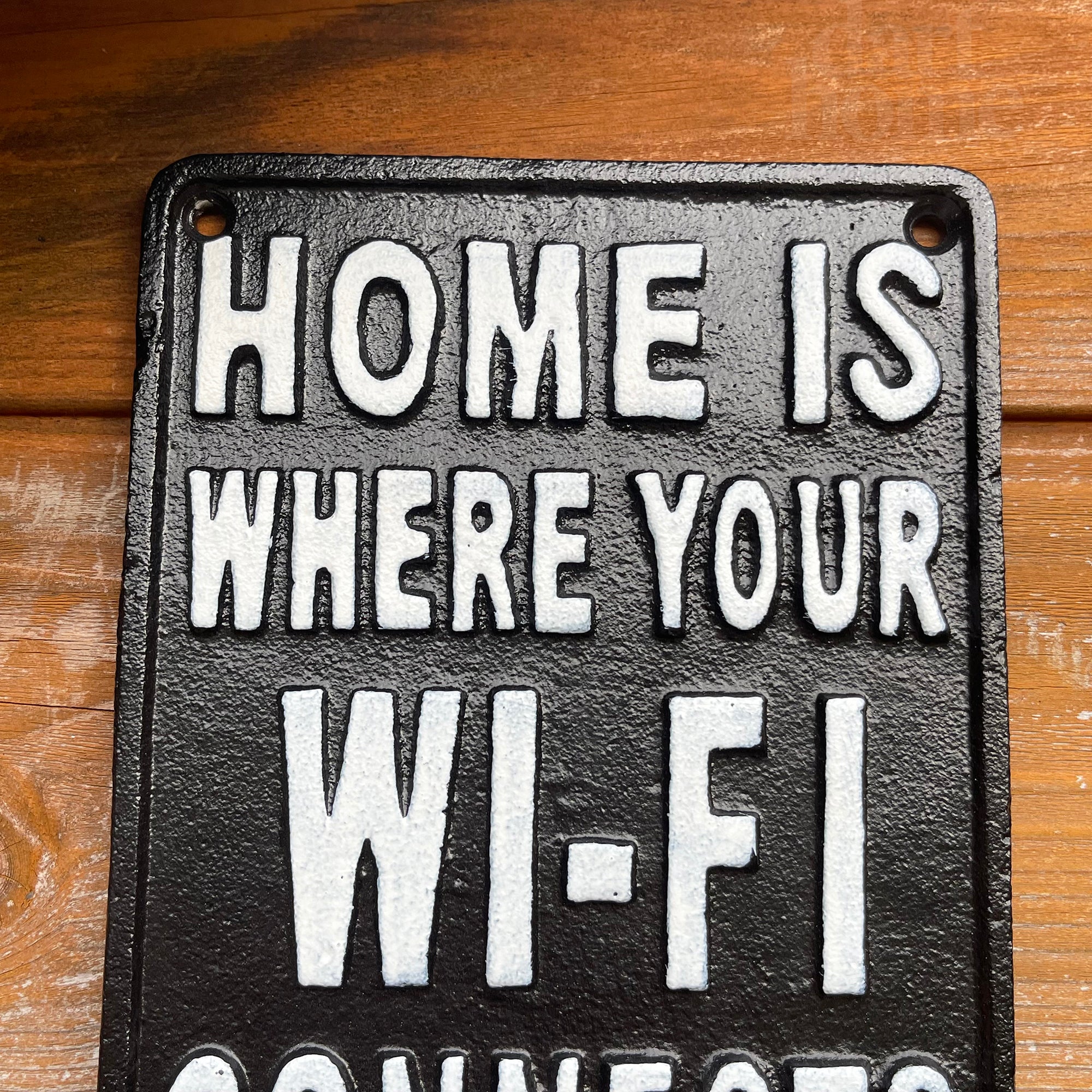 Wifi verbindet sich automatisch. Wandschild aus Gusseisen, 21 cm