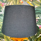 Goldene Ananaslampe mit schwarzem Schirm