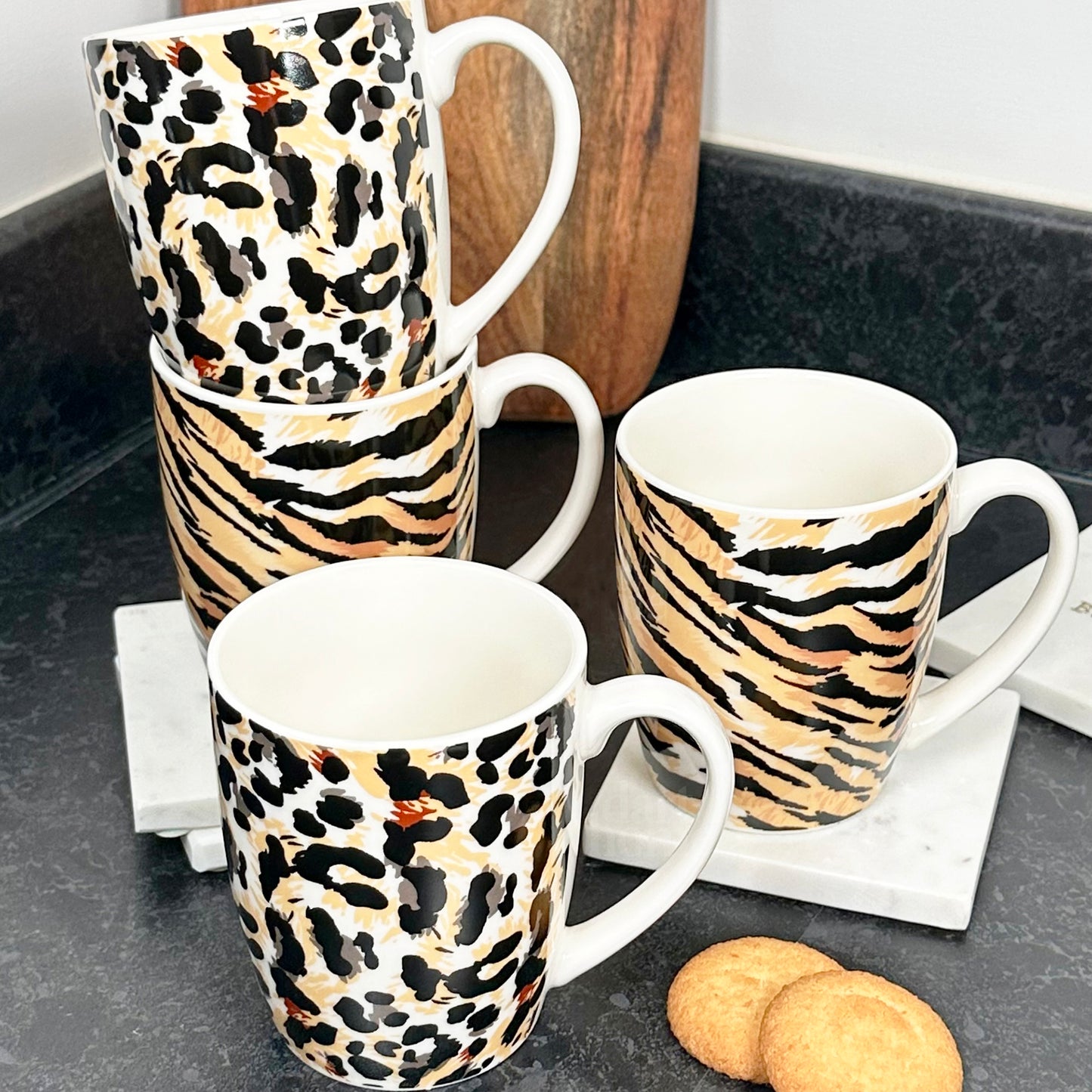 Set Of 4 Animal Print 330ml Mugs