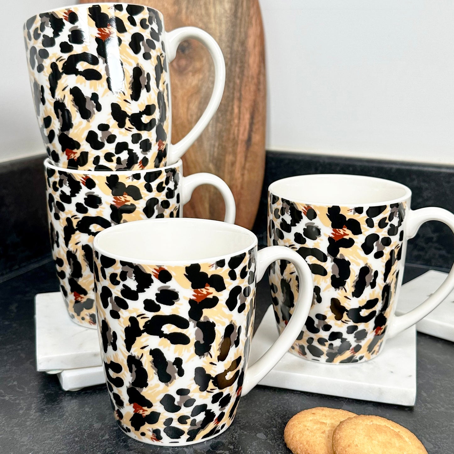 Set Of 4 Leopard Print 330ml Mugs