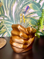 Schirmlose Tischlampe „Golden Fist“.