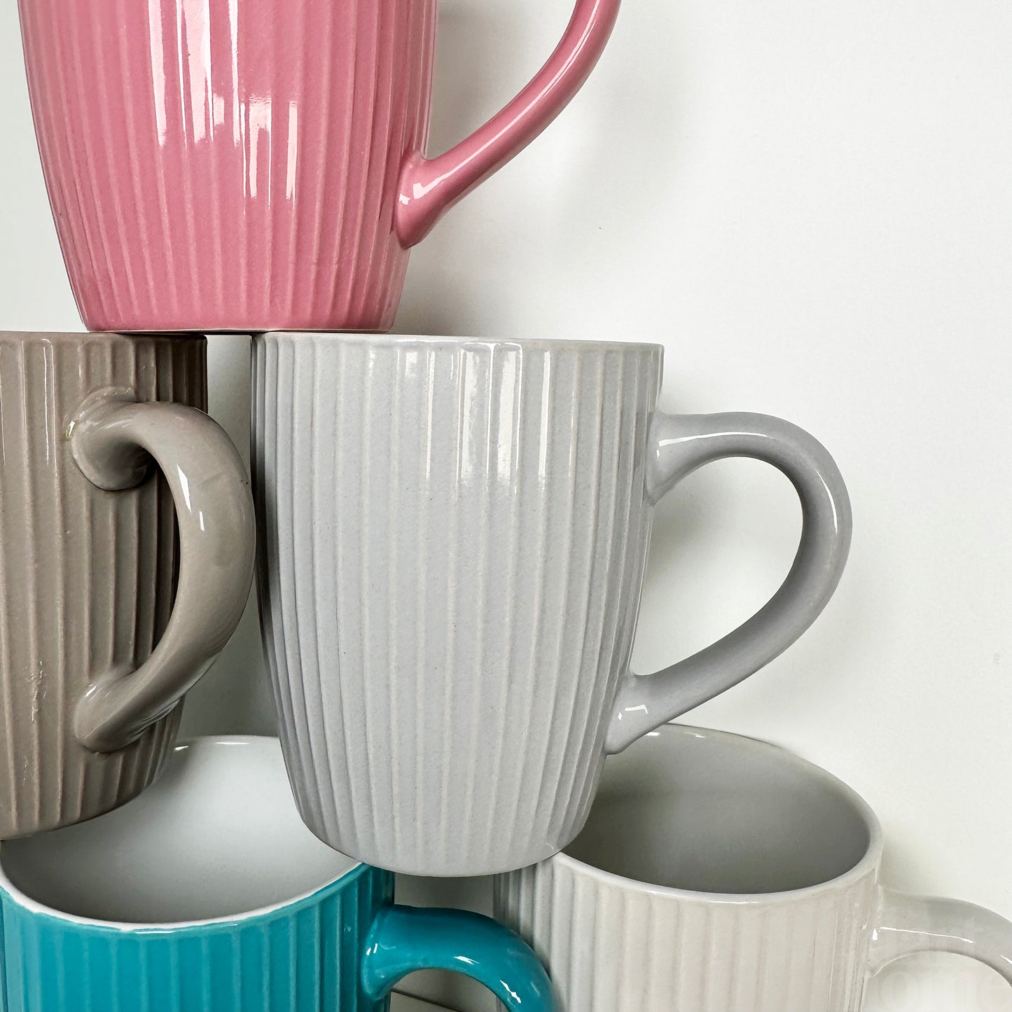 Set Of 6 Ribbed 370ml Mugs