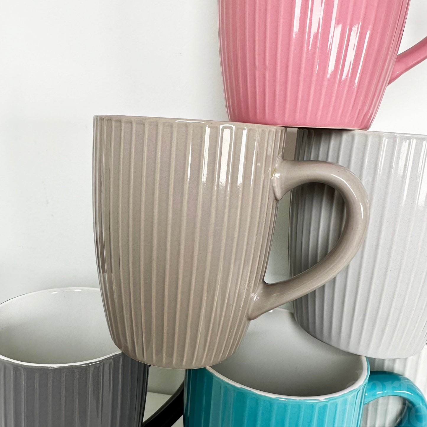 Set Of 6 Ribbed 370ml Mugs