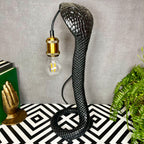 Schwarze Königskobra-Schlangenlampe