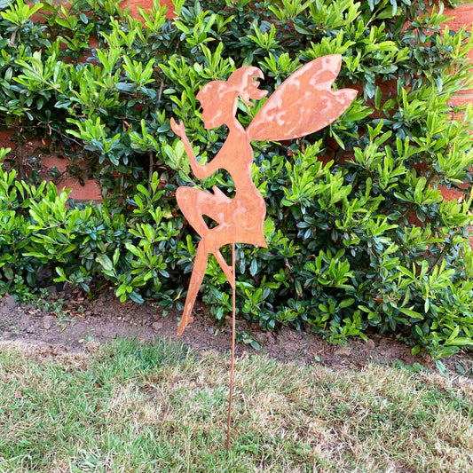 Garten-Rasenspieß mit Feen-Silhouette aus rostigem Stahl und Metall, 60 cm