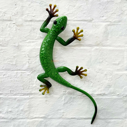 Green Metal Climbing Gecko Wall Art Statue